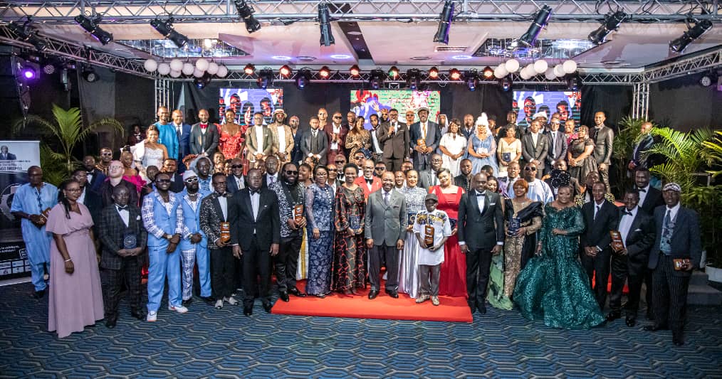 Première Edition du concours « la Nuit du Talent » : Ali Bongo Ondimba récompense les meilleurs artistes