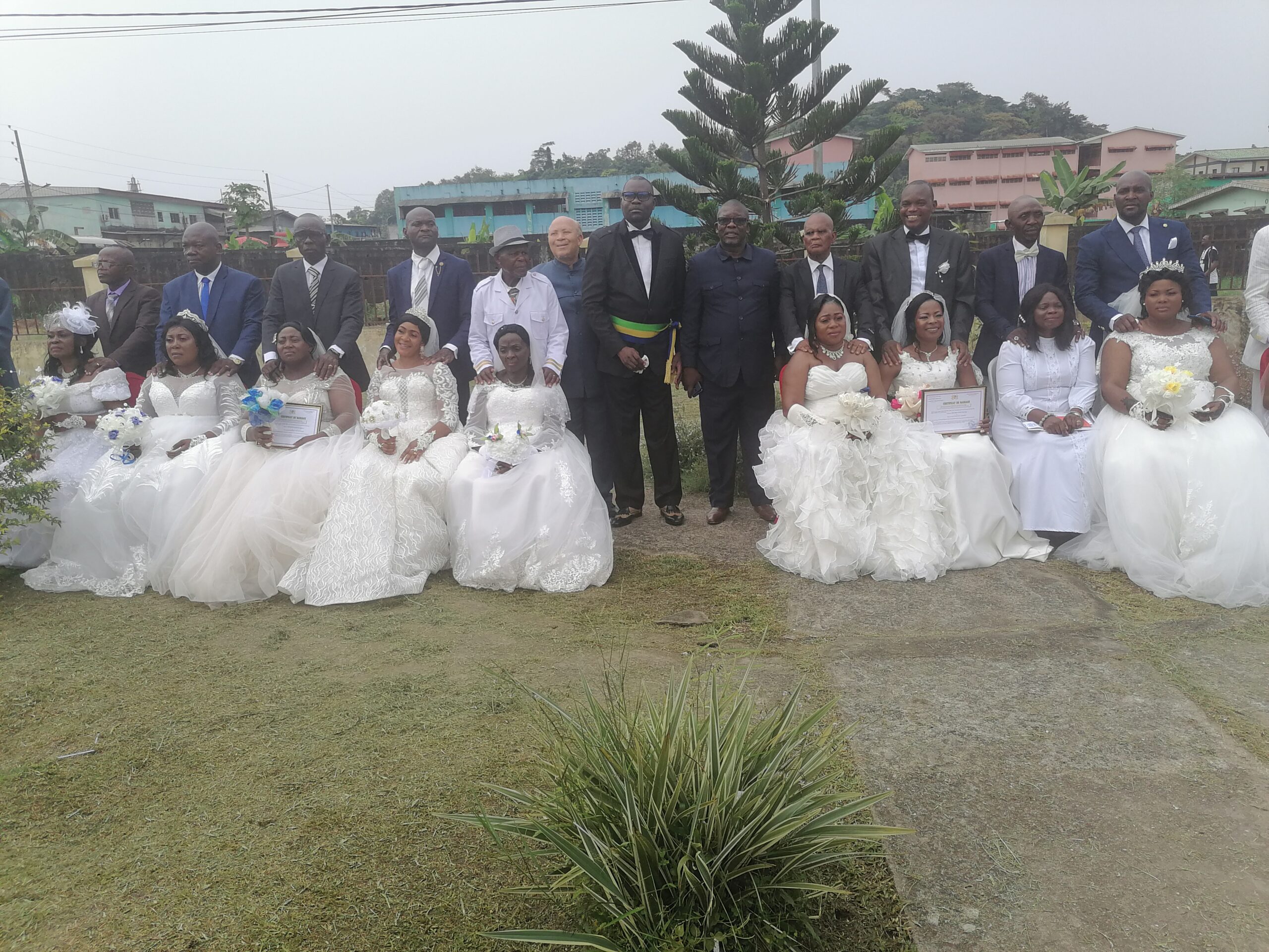 Mariage civil : 31 couples Unis par le maire du 6ème arrondissement de Libreville, Ghislain Wilfried ISSIEMBI