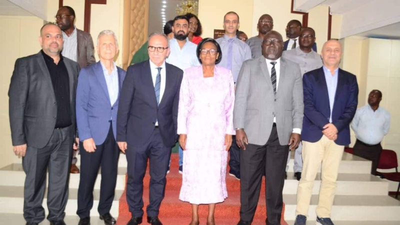 L&rsquo;association des libanais du Gabon ambitionne la construction d&rsquo;un grand centre médical et la création d&rsquo;un espace sportif ouvert au public