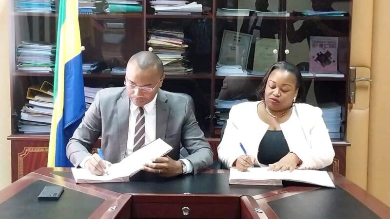 Soins des élèves : Signature d&rsquo;un arrêté conjoint entre le Ministre de la Santé et celui de l&rsquo;Education Nationale