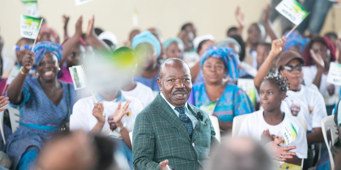 Ngounié : le programme d’aide aux Activités Génératrices de Revenu officiellement lancé par le Chef de l’Etat
