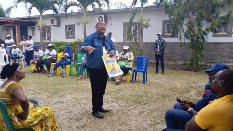 Élections générales : Jean Marie Ogandaga au contact des familles du Cap Esterias, d&rsquo;Asecna et du premier campement