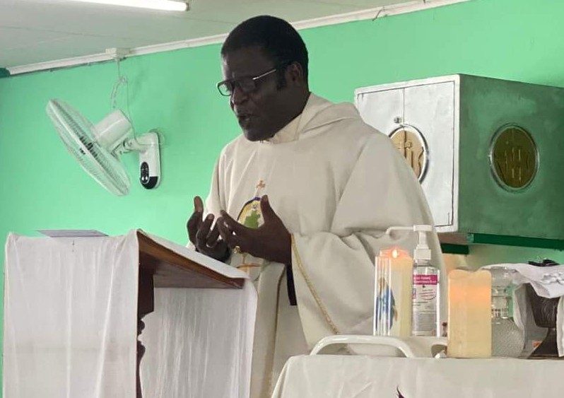 CHUL: Une messe en faveur de la cohésion et de la paix dans l’exercice de la médecine