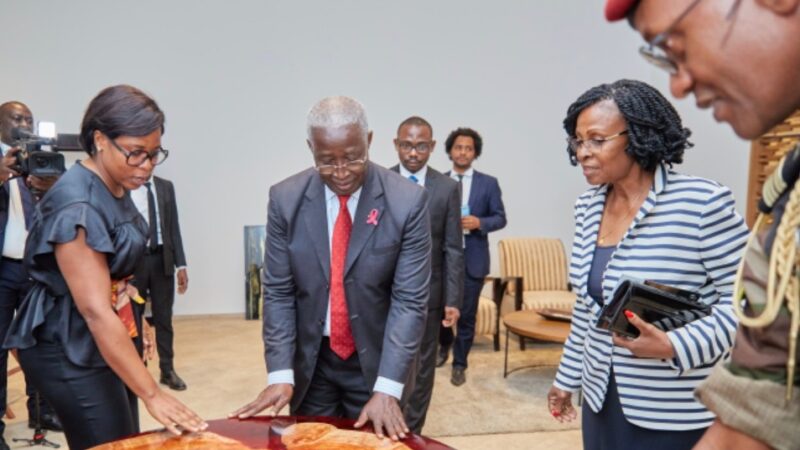 Le Premier ministre calme le jeu à la Zone économique de Nkok