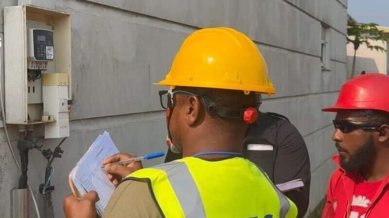 SEEG: Vaste opération de mise en conformité des branchements d&rsquo;électricité et d&rsquo;eau potable