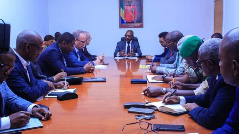 ARCEP : réunion préparatoire sur le lancement de la deuxième phase du projet de développement du Service Universel des communications électroniques en République gabonaise.