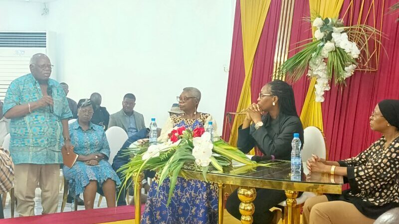 Visite du président de la transition dans l&rsquo;Ogooué-Ivindo : Marie Paulette Parfaite AMOUYEME OLLAME épouse DIVASSA BOFI rencontre les Ogivins !