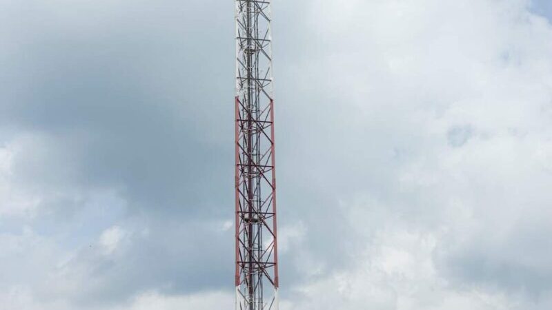 Les réseaux de communication radio, télévision et internet s&rsquo;étendent à l&rsquo;intérieur du pays