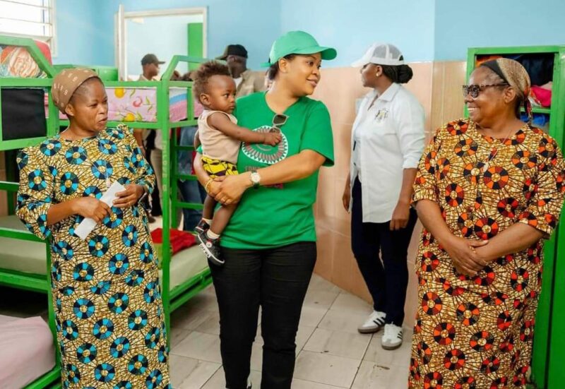 La Fondation DORCAS poursuit son Engagement envers les Enfants Vulnérables