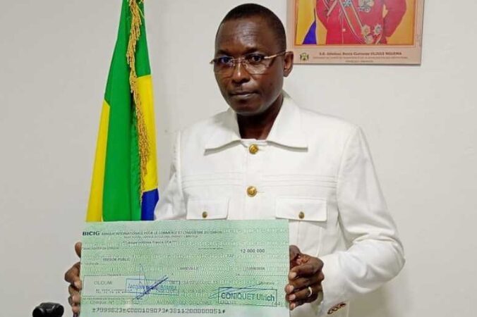 Pardon et Prière : l&rsquo;acte d&rsquo;humilité d&rsquo;Alain Simplice Boungoueres