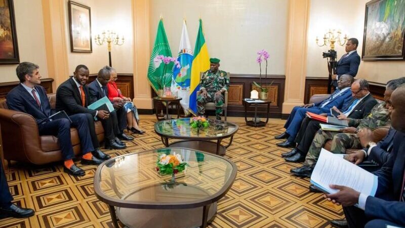 Rencontre entre le Président de la transition et l&rsquo;Union Pétrolière Gabonaise pour l&rsquo;avenir du secteur pétrolier