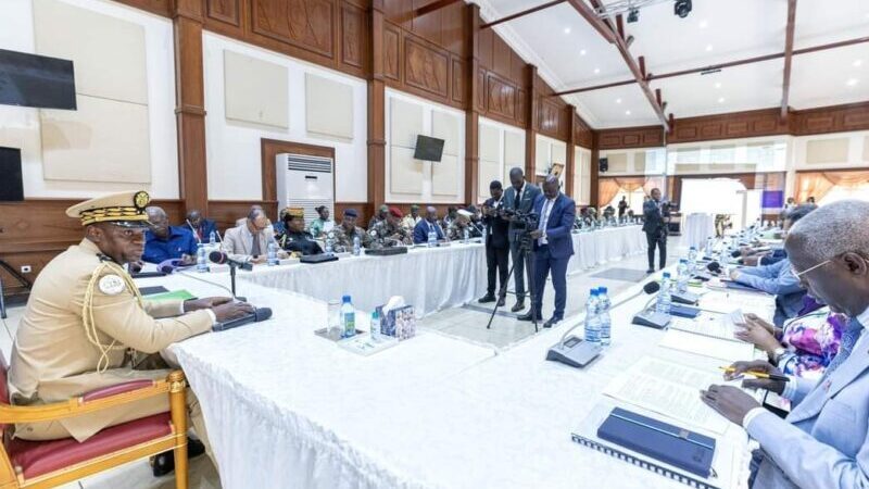 Le Général Oligui Nguema pilote la refonte historique des institutions