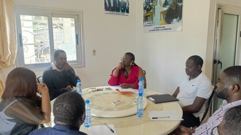 IHEM Gabon : Réunion des membres de l&rsquo;encadrement administratif avec le PCA, Dr Oyono Ebang Constant