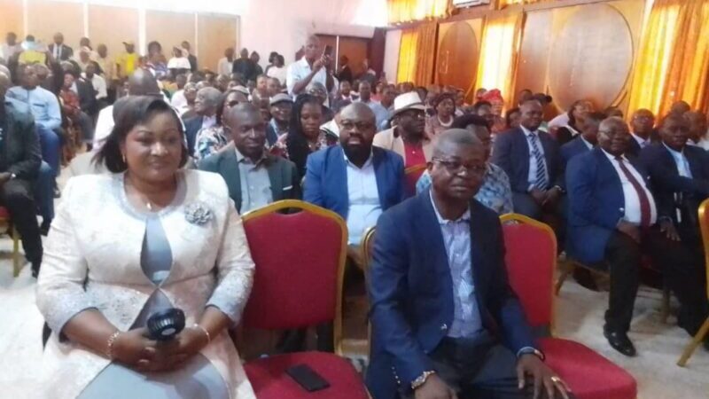 Rencontre fructueuse entre le ministre Philippe Tonangoye et les ressortissants de la Lope