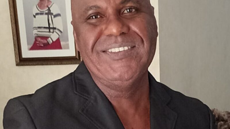 Bertrand ZIBI ABEGHE suspend les activités de son parti  » QG  » et appelle à un soutien massif à la plate forme  » Les BÂTISSEURS « 