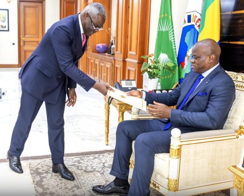 Renforcement des liens régionaux : le Président Oligui Nguema reçoit deux émissaires de la sous-région