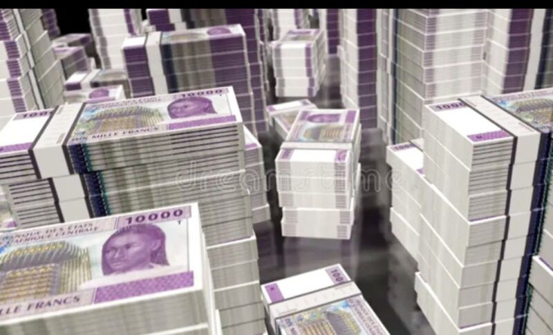 Lutte contre le faux-monnayage : la BEAC lance une application mobile pour authentifier les billets