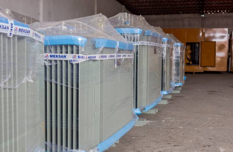 Électrification de 18 localités au Gabon : le Président tient parole avec 31 groupes électrogènes