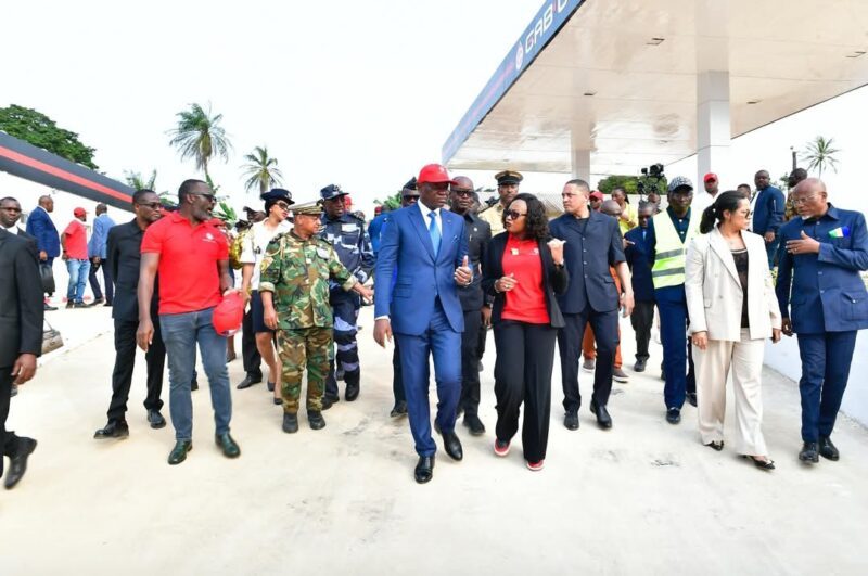 Kango, Cocobeach: Le Président en action