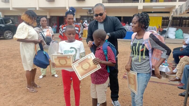 Libreville – 4e arrondissement : 650 sourires pour une rentrée sous le signe du partage et de la responsabilité
