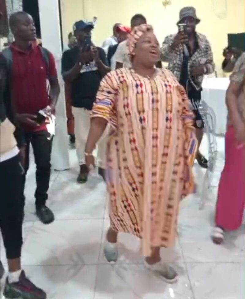 Ntoum : Camélia Ntoutoume Leclercq s’impose avec 65,47 % des voix