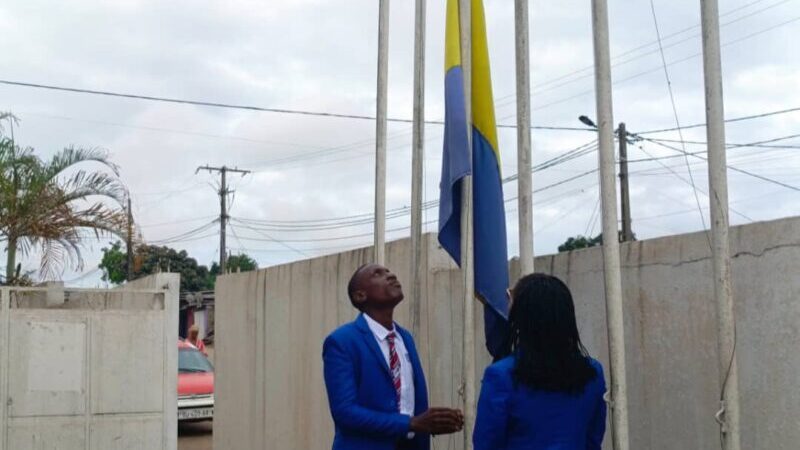 Levée des couleurs à l’IHEM : un lundi placé sous le signe du patriotisme et de l’excellence
