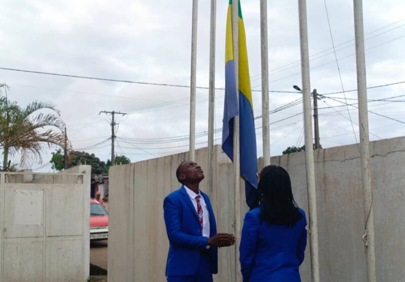 Levée des couleurs à l’IHEM : un lundi placé sous le signe du patriotisme et de l’excellence