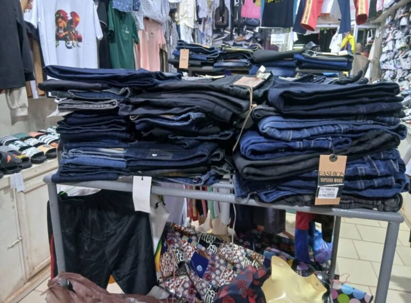 Prêt-à-Porter Fofana : l’adresse mode qui habille toute la province du Haut-Ogooué