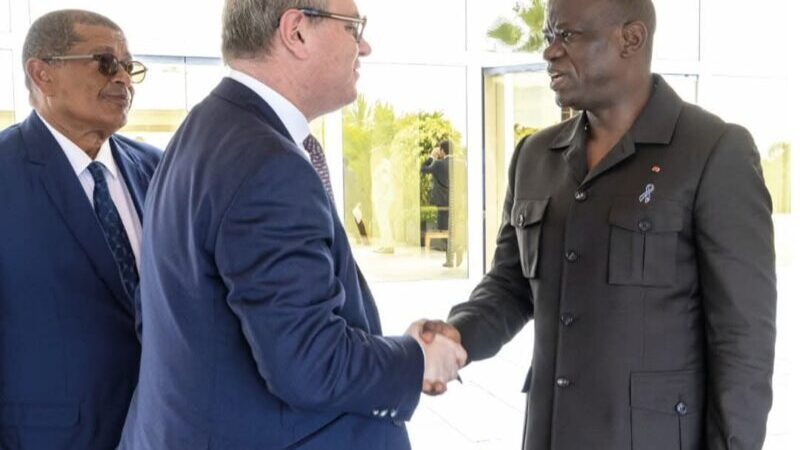 Gabon : le manganèse, au coeur de la rencontre entre Brice Clotaire Oligui Nguema  et Paulo Castellari