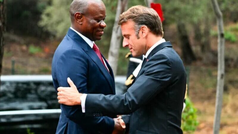 Macron au Gabon : vers un nouveau pacte stratégique et économique ?