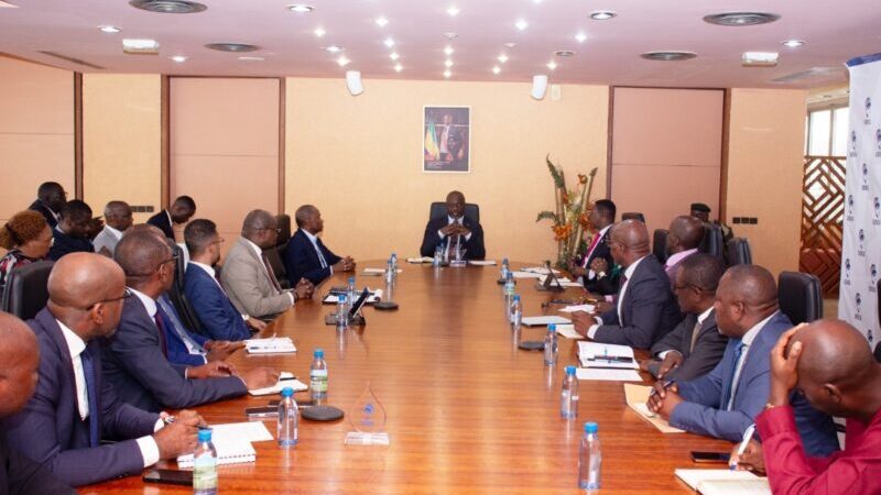 Séminaire à la SEEG : des solutions concrètes pour des services plus fiables