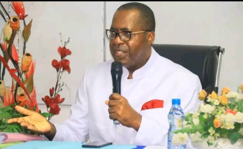 Dr Constant Oyono Ebang Obame : un bâtisseur du capital humain africain