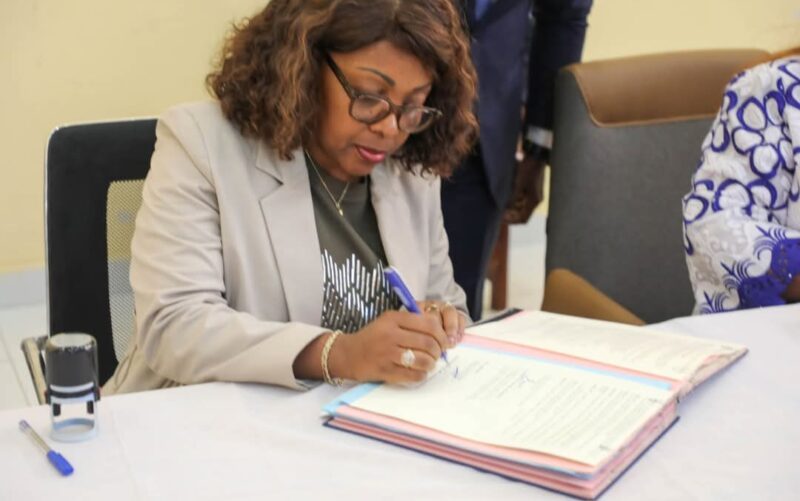 Gabon : Vers la Régularisation des situations administratives des enseignants  de la Fonction publique