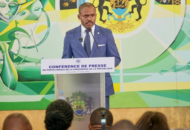 Administration, cohésion nationale, sécurité : l’exécutif promet un nouveau cap