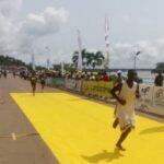 Lambaréné en fête : près de 2 000 coureurs lancent le Cross « Sous l’Équateur »