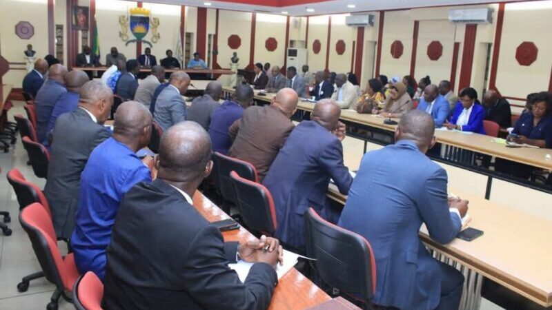 Libreville : Pierre Matthieu Obame Etoughe fixe le cap de son nouveau Cabinet