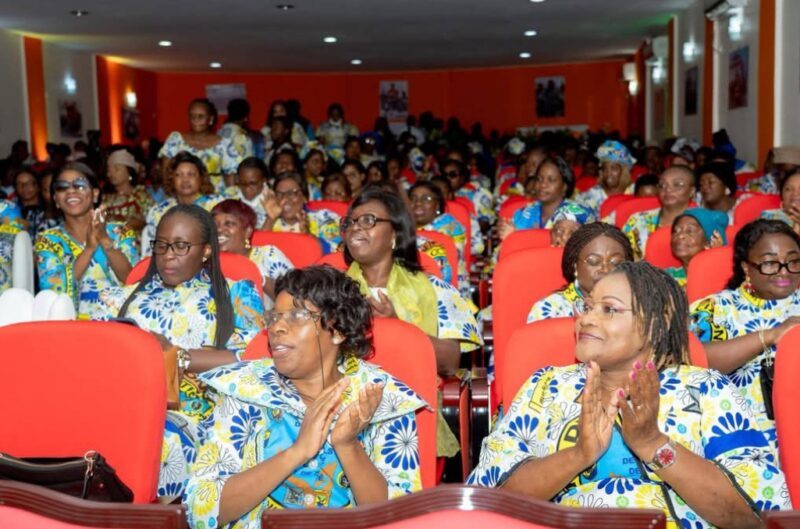 Les épouses militaires au séminaire sur la retraite : Préparer demain dès aujourd’hui