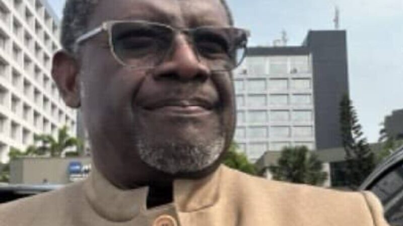 Finances publiques au Gabon : Francis Jean Jacques Evouna alerte sur une discipline budgétaire sous tension