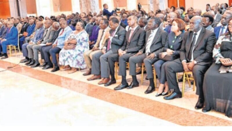 Gabon : 100 partis non conformes sur le fil de la radiation