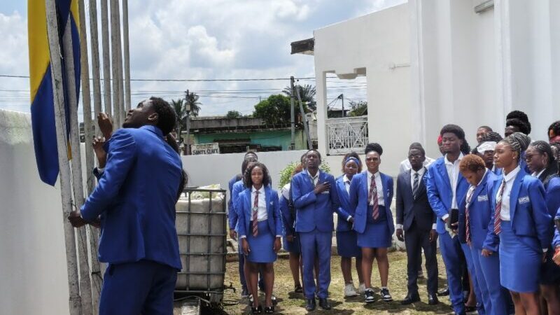 A L&rsquo;IHEM GABON, LA SEMAINE S&rsquo;OUVRE SOUS LE SIGNE DU DRAPEAU ET DES VALEURS RÉPUBLICAINES 