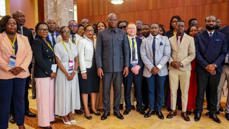 Gabon : le Président échange avec diaspora et influenceurs pour des projets concrets