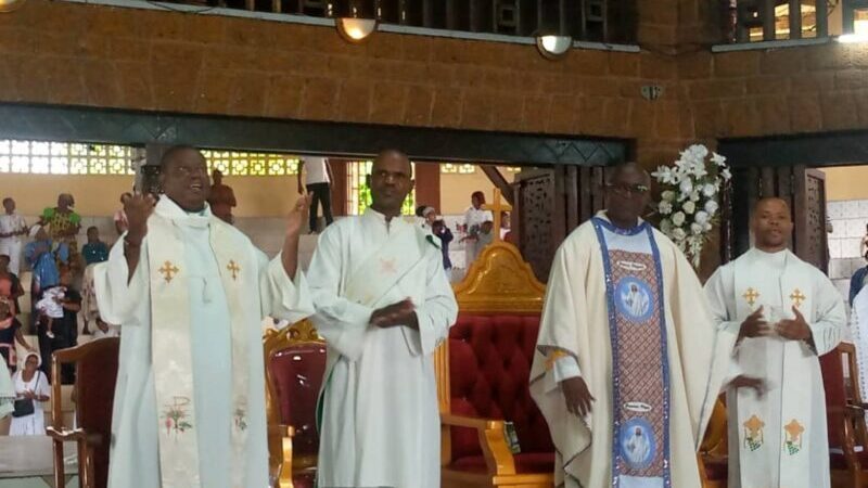 RELIGION / CATHOLIQUE : La Paroisse Saint Michel De Nkembo Célèbre l&rsquo;Ascension 