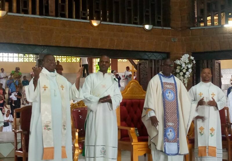 RELIGION / CATHOLIQUE : La Paroisse Saint Michel De Nkembo Célèbre l&rsquo;Ascension 