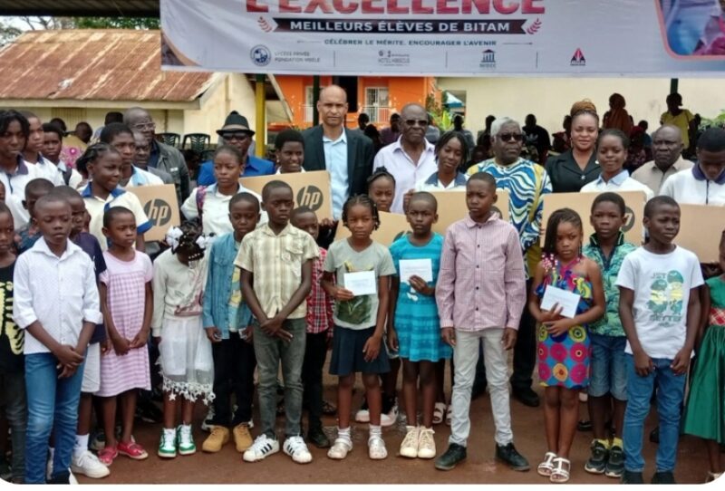 Bitam : la Fondation Mbelé honore 101 élèves pour leur mérite