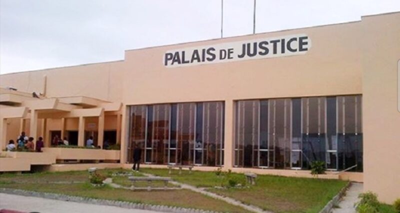 Freddy Koula : la justice confirme trois mois ferme pour propos injurieux en plateau TV