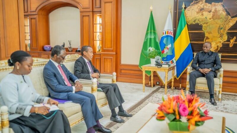 Transition politique : le modèle gabonais s&rsquo;affirme comme une référence en Afrique