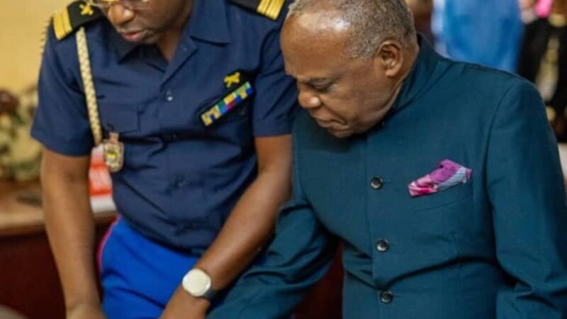 Crise de l’eau à Libreville : Philippe Tonangoye au cœur du dispositif pour booster la réponse gouvernementale