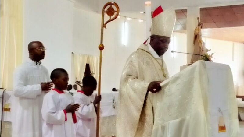 Gabon : les évêques appellent à la prudence après la sanction annoncée contre la Fraternité Saint-Pie-X