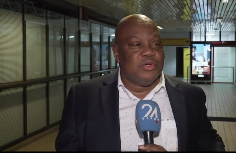 Wilfried Choisy Okoumba Kamitatou de retour au Gabon : « L&rsquo;exil est difficile, l&rsquo;avenir se construit au pays »