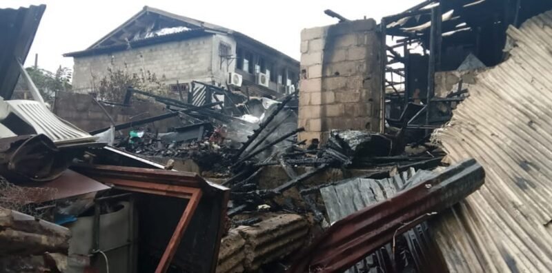 Libreville : deux maisons partent en fumée à Montagne-Sainte